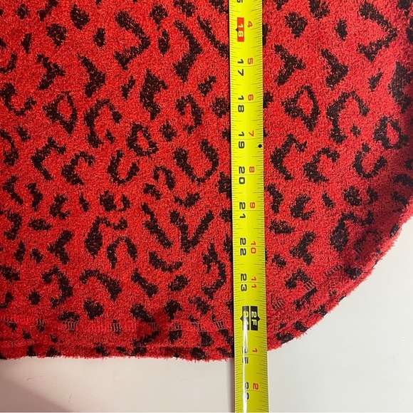 NWOT Ruby Rd Size M Women's Textured Leopard Printed Cowl Neck Sweater Red Black - Picture 11 of 13
